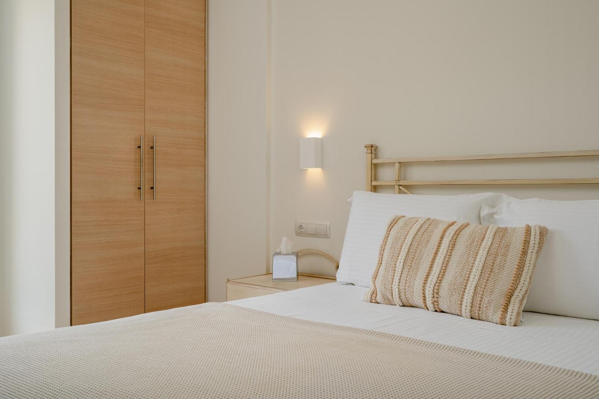 אליקו ביץ' Finikas Hotel מראה חיצוני תמונה