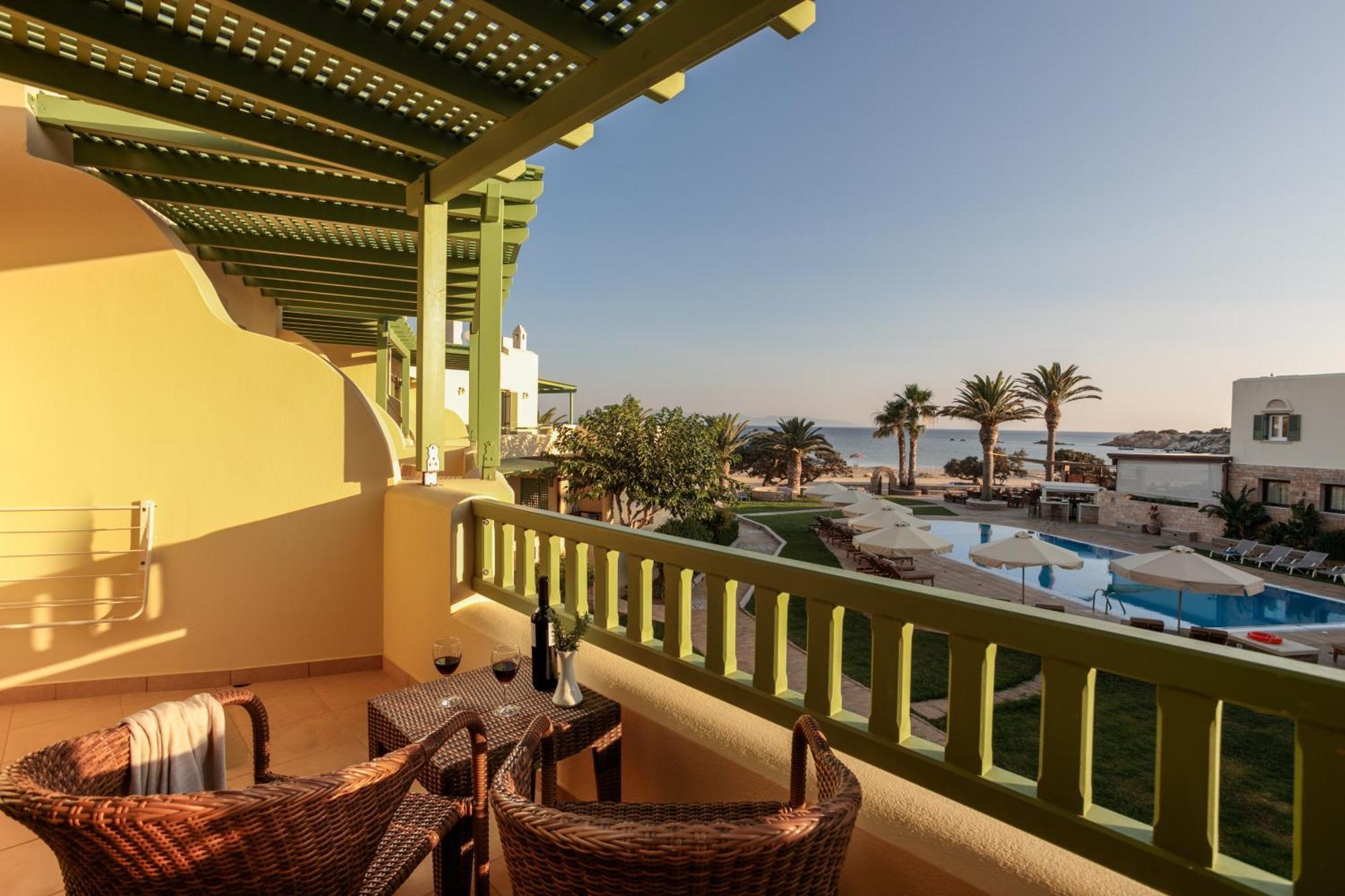 אליקו ביץ' Finikas Hotel מראה חיצוני תמונה